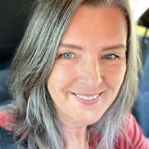 Meet your Posher, Jacqueline